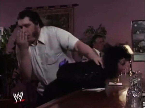 Andre spanks Sherri-Thumbnail.jpg